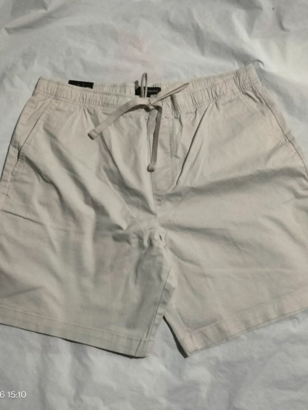 Banana Republic Pull On Shorts Mens Large Tan Casual Beach Drawstring 8" Inseam